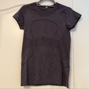 Lululemon Swiftly Tech Short Sleeve size 8